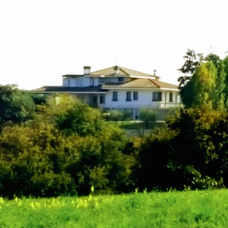 Le Robinie Bed & Breakfast *